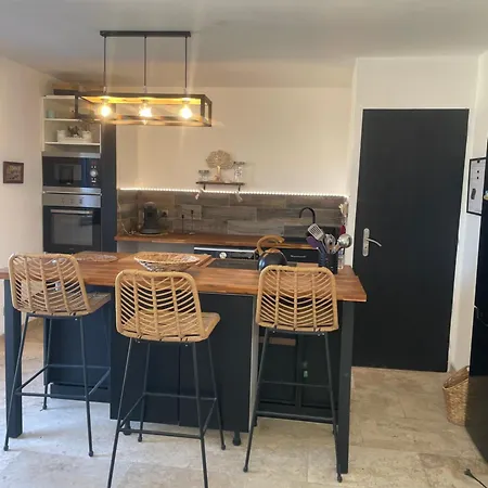 Chez Stephanie Au Calme Hébergement de vacances Martigues